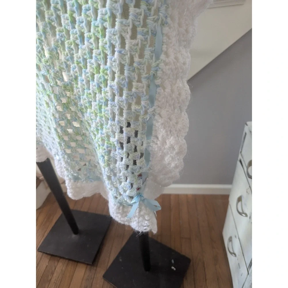 Crochet Knit Baby Blanket Blue Green White Handmade Stroller Blanket‎ Gift